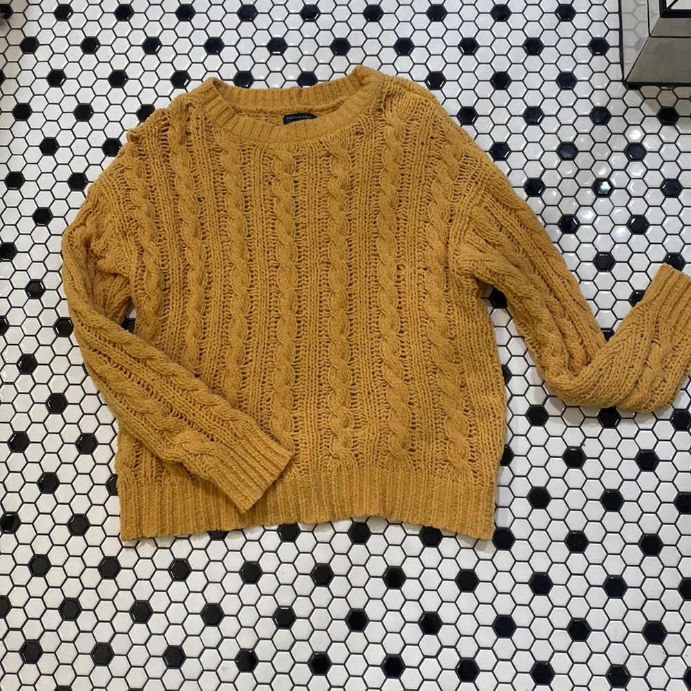 American eagle sweater